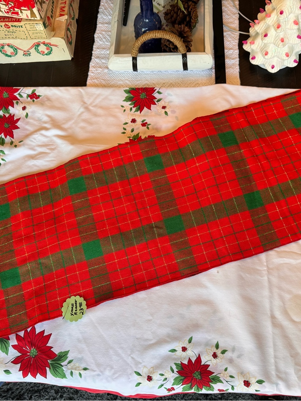 Vtg Holiday Tartan Plaid Table Runner Red Green Gold Retro Christmas Decor 70’s - Picture 2 of 4